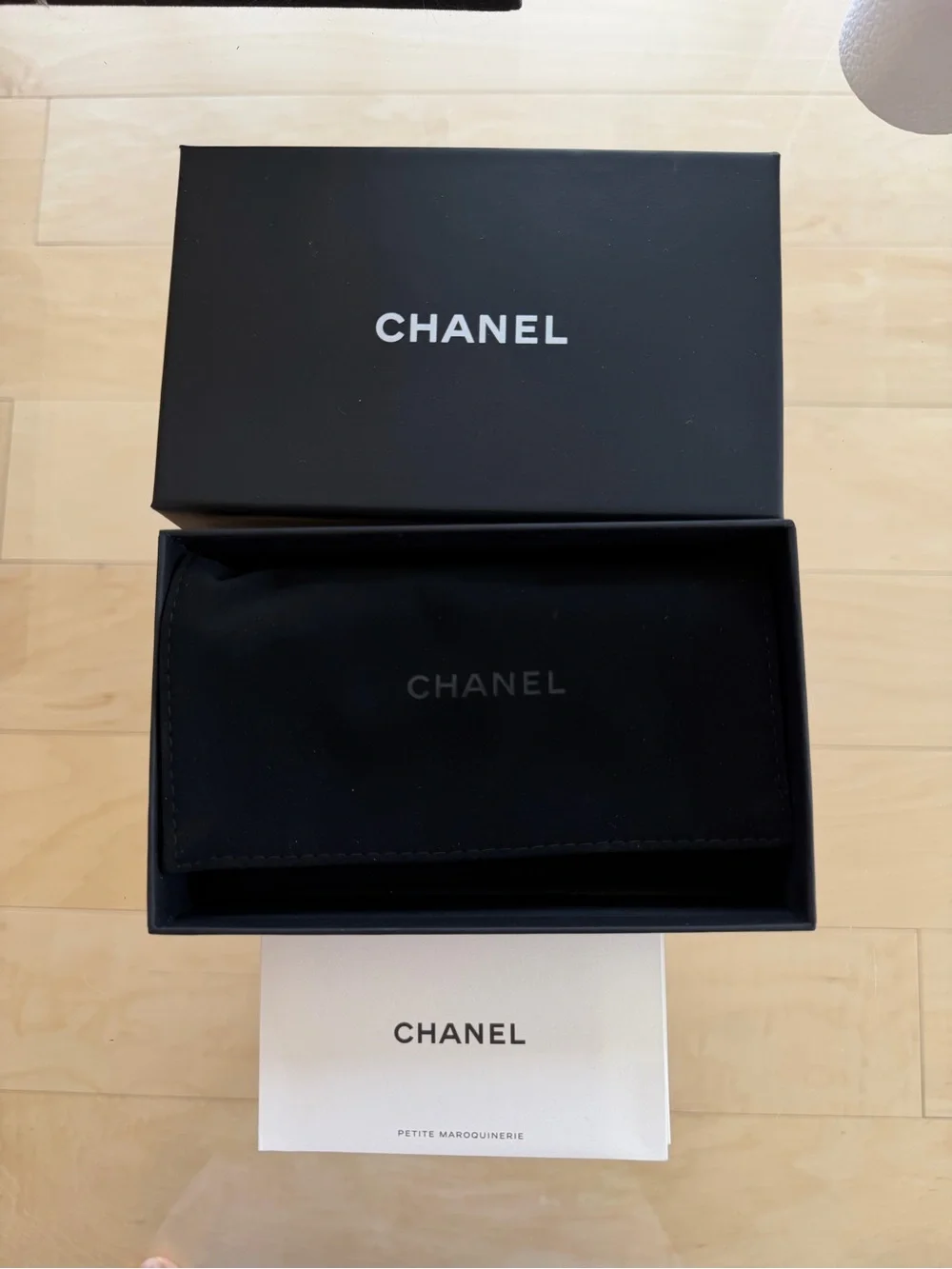 Auth CHANEL Quilted key ring Card Holder with champagne gold + white caviar